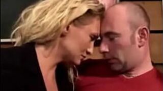 Sexy MILF gets some in the ass and pussy porn video